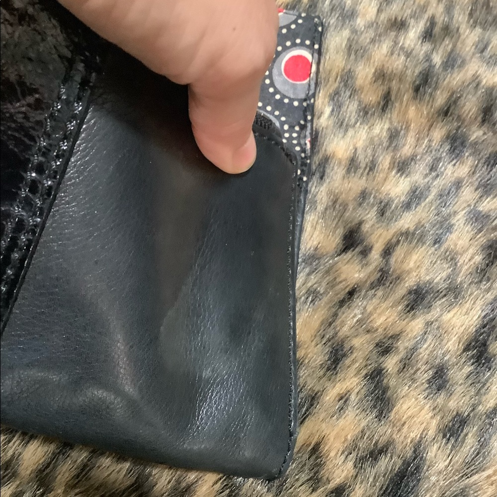 FOSSIL VINTAGE LEATHER CLUTCH - Picture 9 of 11